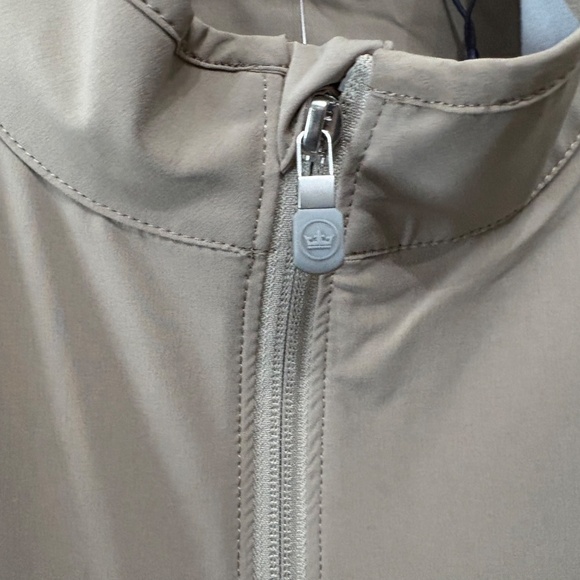 NWT Peter Millar Men’s Crown Crafted Flex Adapt Performance Golf Vest XXL Jute - Picture 11 of 15